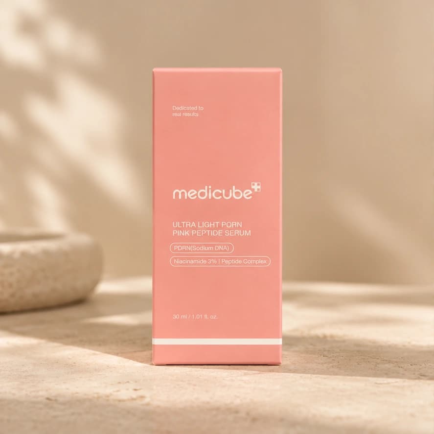 Medicube Ultra Light PDRN Pink Peptide Serum — 30 ml — imagem ilustrativa do produto gerada a partir da embalagem real.